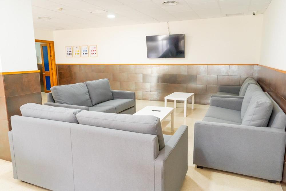 Albergue Inturjoven Sevilla Exterior photo