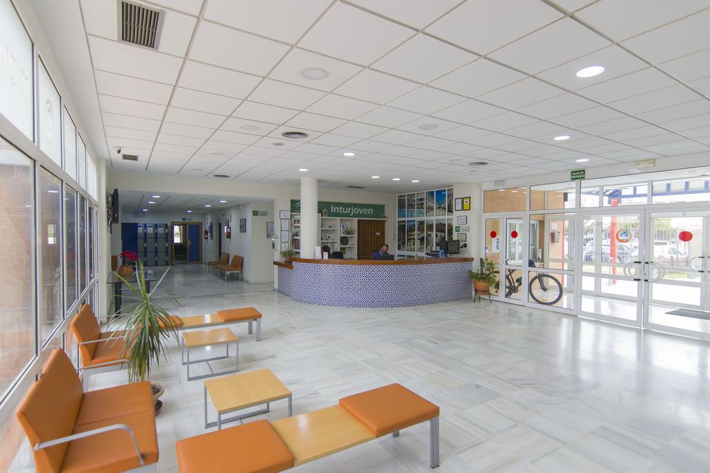 Albergue Inturjoven Sevilla Exterior photo