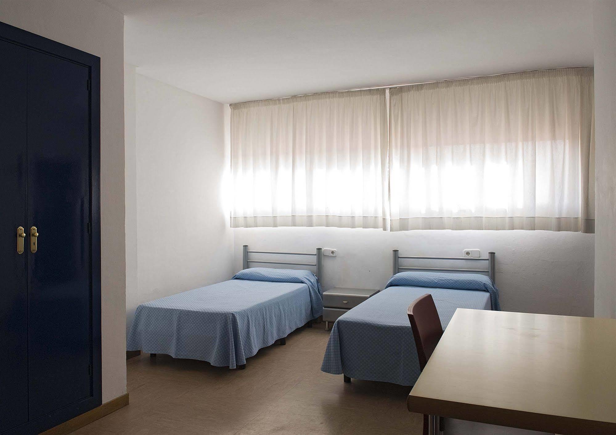 Albergue Inturjoven Sevilla Exterior photo